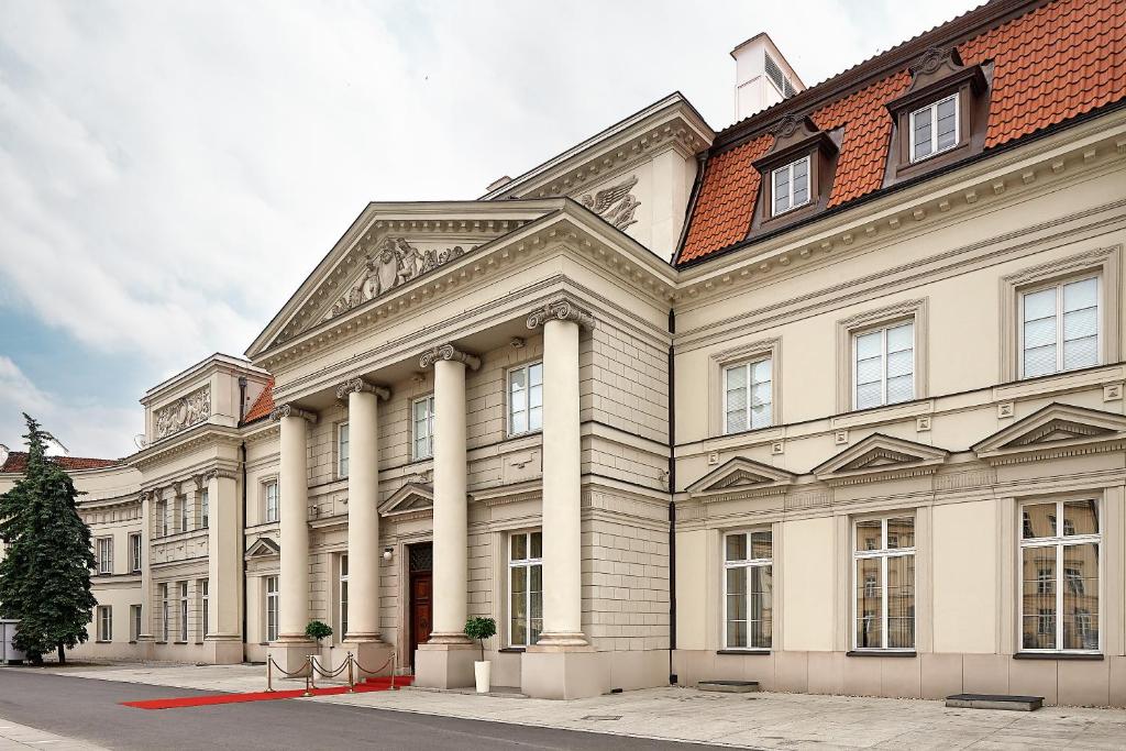 popular hotel